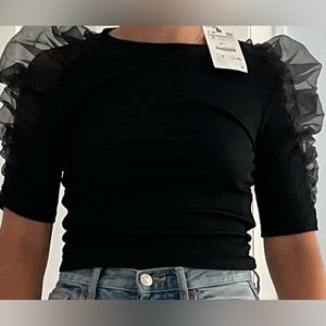 NWT black puff sleeved top